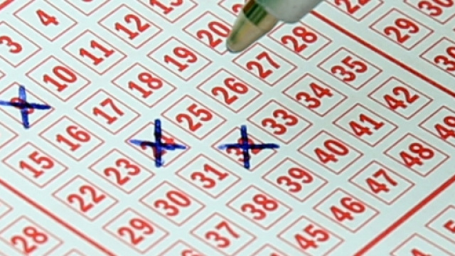 Estrazioni del Lotto e Superenalotto 13/02/2016