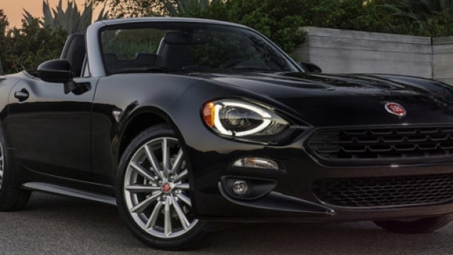 Fiat 124 Spider: arriva in estate