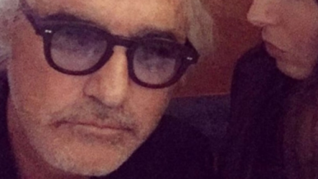 Il nuovo volto di Flavio Briatore.