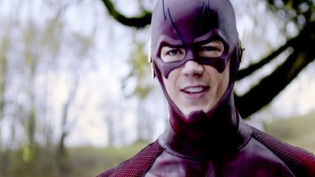 Barry Allen (Grant Gustin) nei panni di Flash