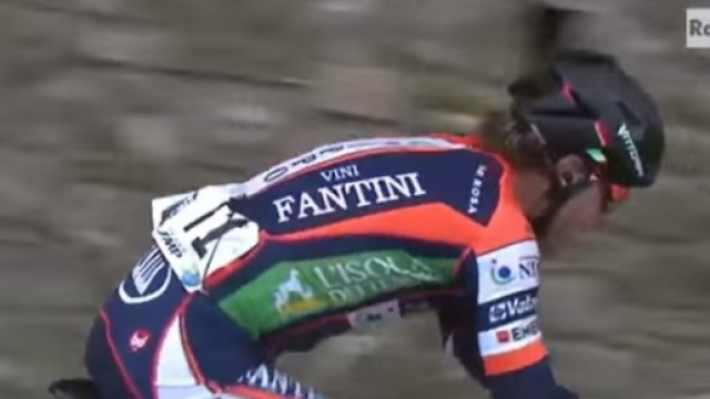 Damiano Cunego all'attacco in salita