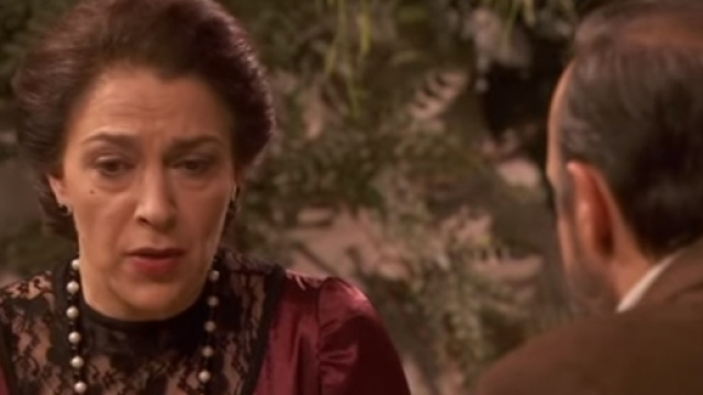 Donna Francisca ha sospetti su Ines