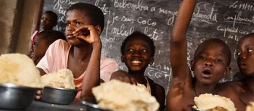 Save the children: la pobreza y exclusi&oacute;n infantil