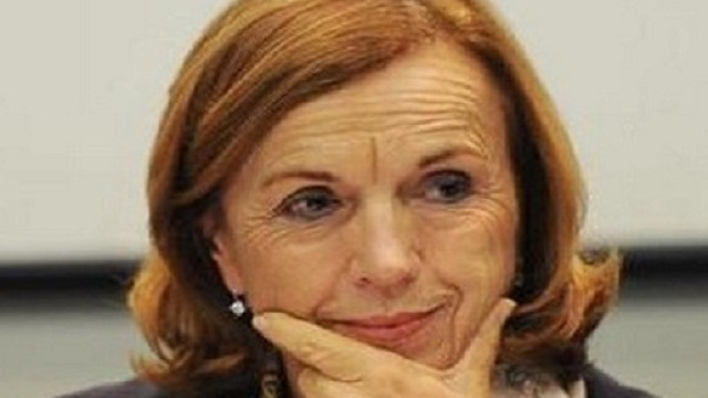 Elsa Fornero intervistata da Mi Manda Rai Tre