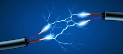 Electricidad circulando por cables