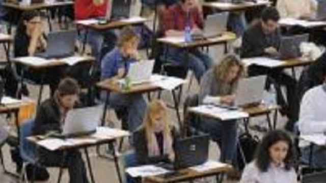Concorso scuola docenti 2016: novit&agrave; bando e test