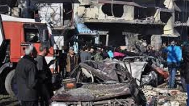 Due esplosioni causano morti e feriti ad Homs