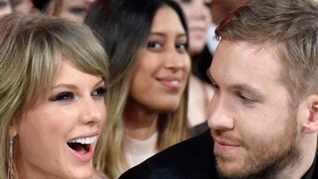 Calvin Harris difende la sua Taylor.
