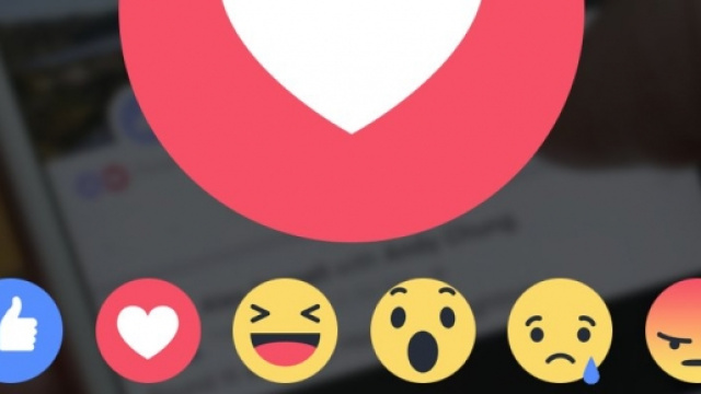 Cinque Nuove emoticon per facebook