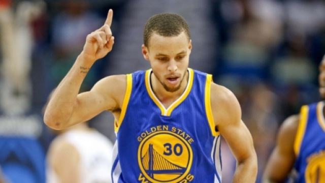 I GSW hanno raggiunto il record di 50 vittorie.