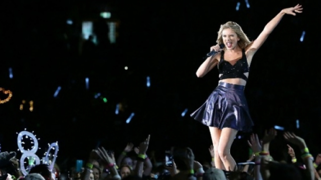 Taylor Swift in uno dei suoi concerti