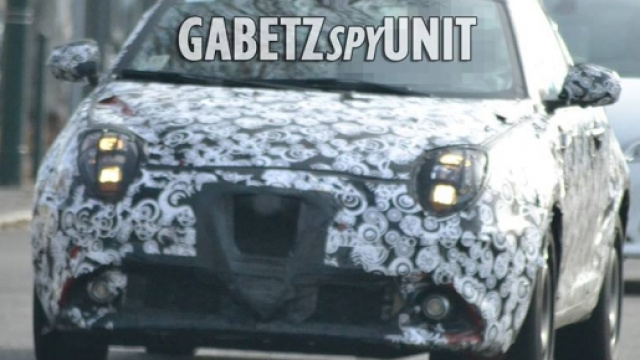 Alfa Romeo MiTo Restyling 2016: foto spia a Torino