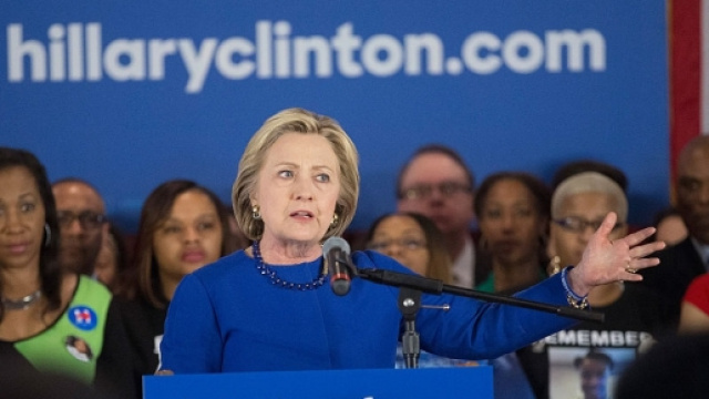 Hillary Clinton trionfa nella Carolina del Sud