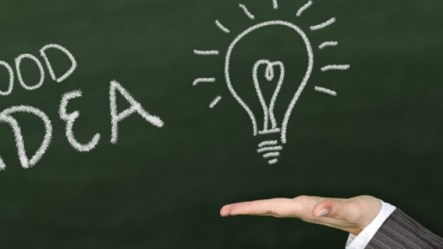 Napoli: la scuola chiede contributo per iscrizione