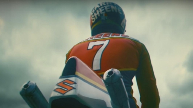 Barry Sheene. Il trailer del film sulla leggenda.