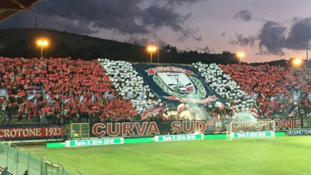 La Curva Sud "Giorgio Manzulli" - Crotone.