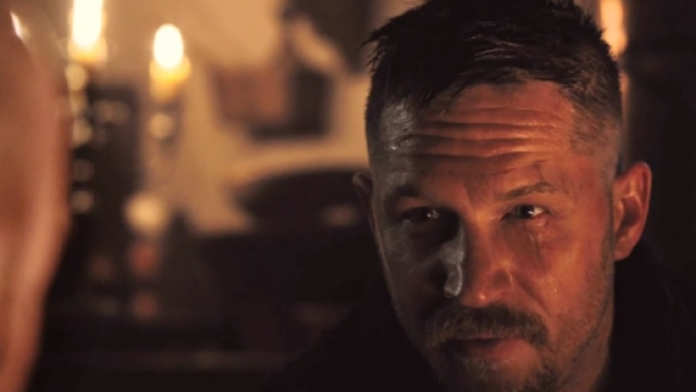 Tom Hardy in una scena di Taboo