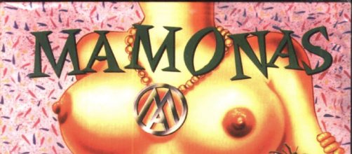 Seios da capa do cd foram inspirados por Mari