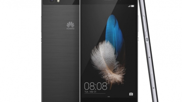 Anche lo smartphone Huawei P8 &egrave; in offerta