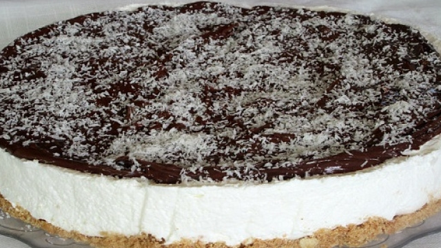 Cheesecake al cocco e nutella senza cottura