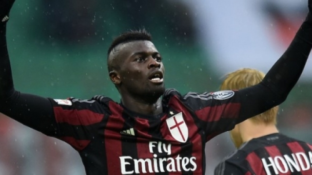 Niang perde il controllo dell'auto, fuori 2 mesi