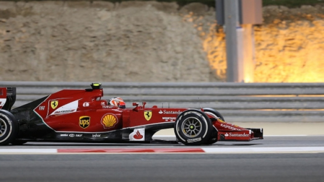 Ferrari, nuove sospensioni per il 2016
