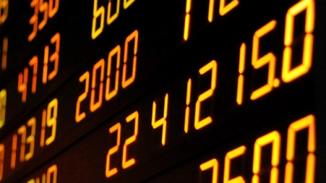 Nuova giornata difficile in borsa: Milano in calo