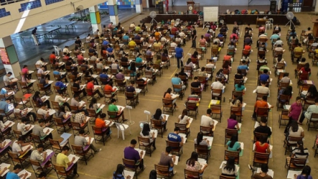 Test Medicina, crolla il numero chiuso