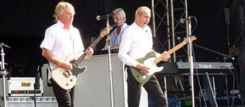 Status Quo to stop 'electrics' tours in future