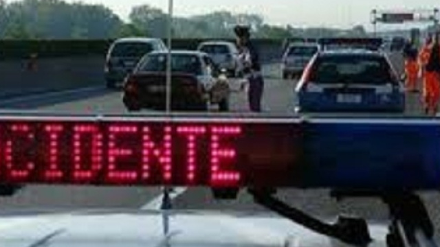 Incidente stradale sulla ss18 in Calabria