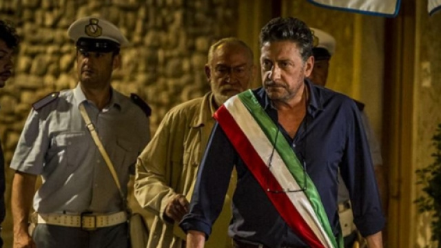 Sergio Castellitto ne Il sindaco pescatore