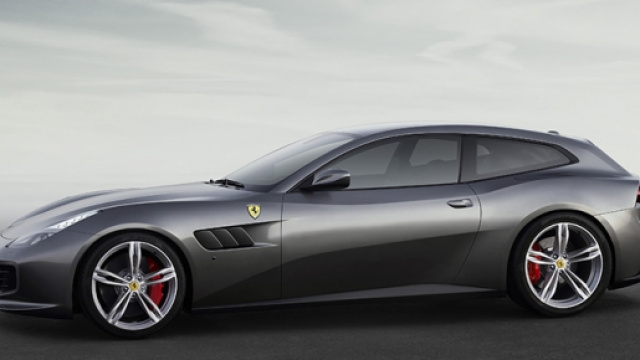 Ferrari GTC4Lusso - Profilo laterale
