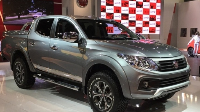 Fiat Fullback in mostra a Dubai