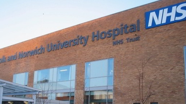 Assunzioni infermieri in UK: colloqui NHS a marzo