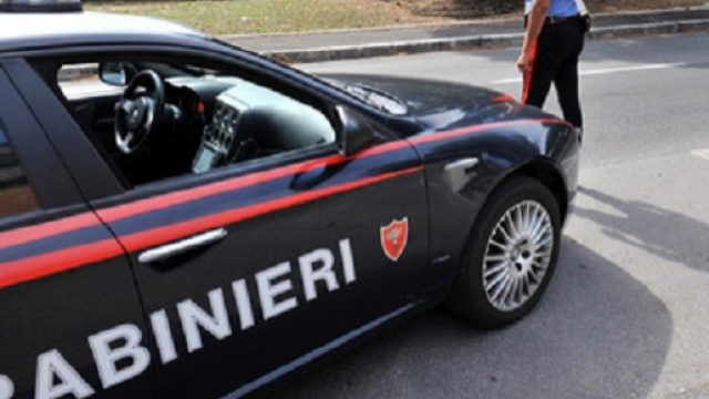 Calabria, uomo finisce in una scarpata