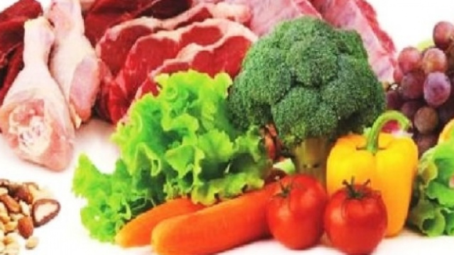 Dieta vegetariana o a base di carne e/o pesce?