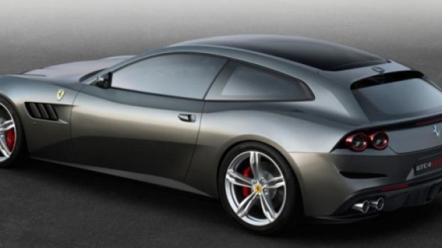 La Ferrari presenta la GTC4Lusso