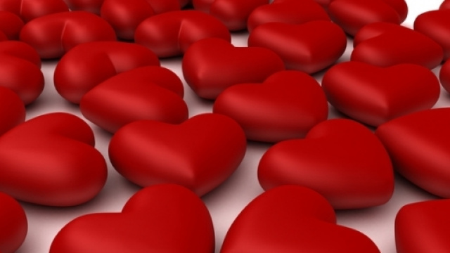 San Valentino 2016: frasi e idee regalo.