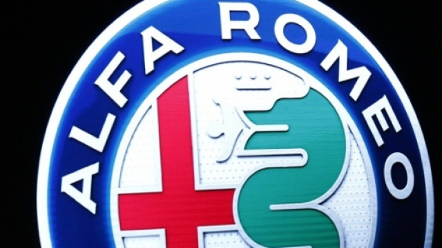 Alfa Romeo Giulia: foto inedite degli interni