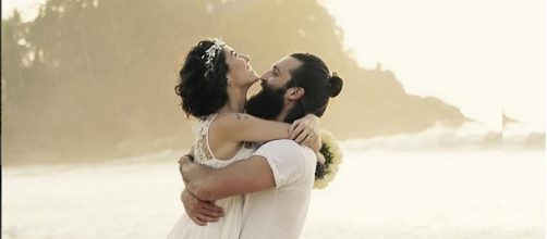 Estrela da novela Rubi se casou.