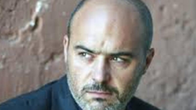 Luca Zingaretti interpreta Montalbano