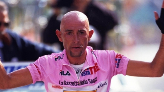 Marco Pantani incastrato al Giro d'Italia del 1999