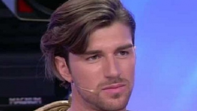 Uomini e Donne: bel gesto di Andrea per Giulia