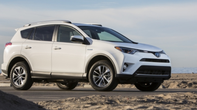 Arriva la nuova Toyota RAV4 Hybrid
