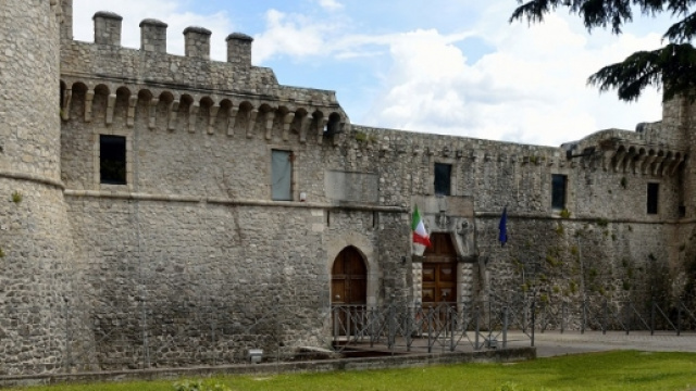Foto Avezzano-Famiglia costretta a lasciare casa
