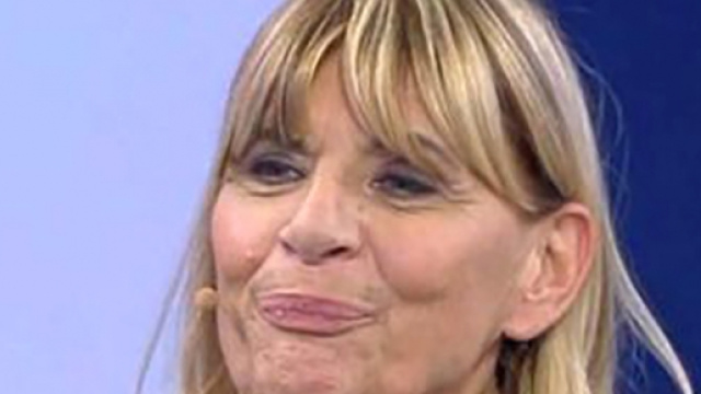 Gemma grande protagonista del trono over