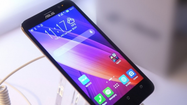 Asus ZenFone Max, lo smartphone-Power bank