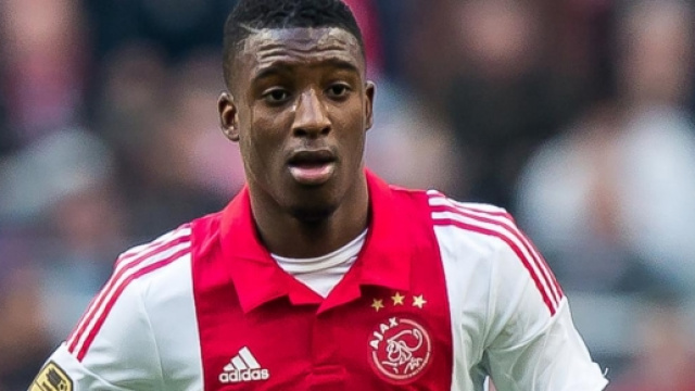 Inter su Bazoer, tutti i dettagli