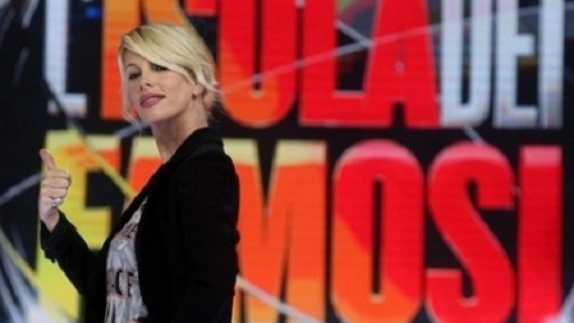 Isola dei Famosi 2016: naufrago rischia squalifica
