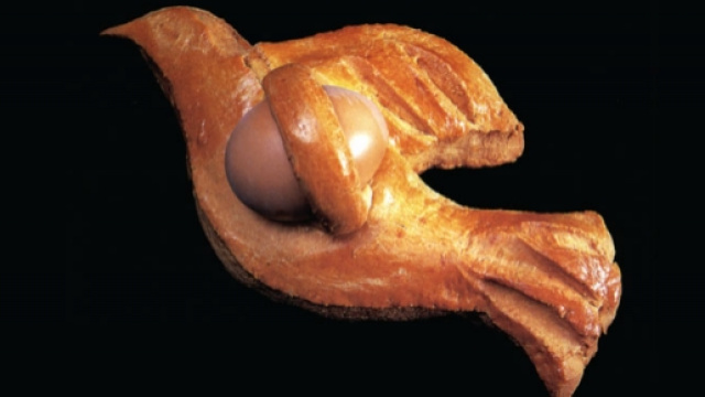 Uno dei pani pasquali in mostra